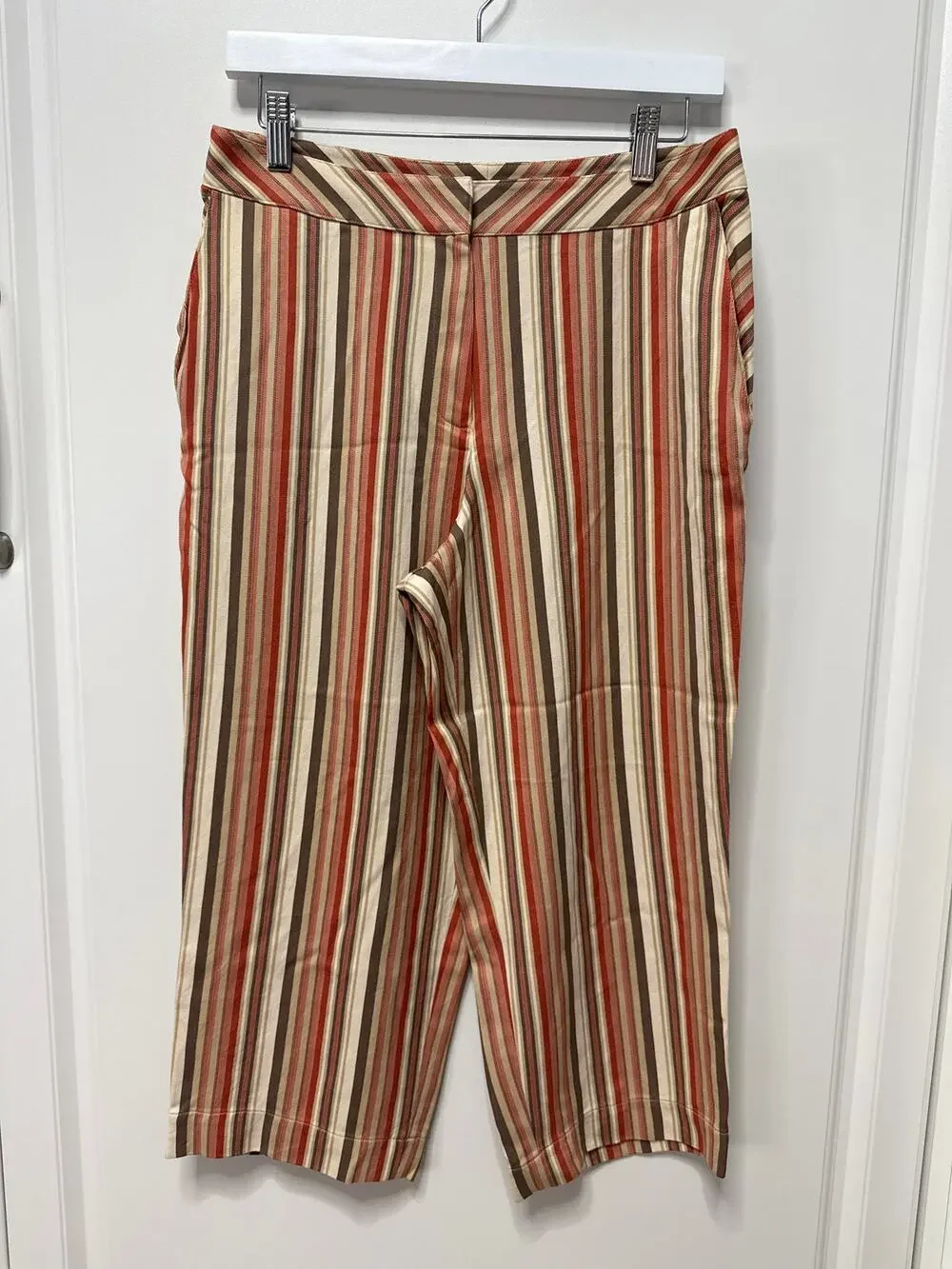 Tommy Bahama Sz 8 Stripe Capri 100% Silk Pockets Flowy brown orange beige